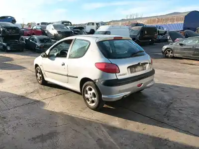 Scrapping Vehicle peugeot 206 fastback (2a/c) 1.6 i of the year 1999 powered nfz (tu5jp)