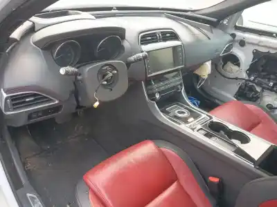 Veículo de Sucata jaguar xe (x760) 2.0 d do ano 2015 alimentado 204dtd