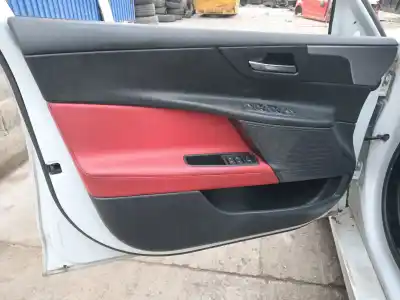 Veículo de Sucata jaguar xe (x760) 2.0 d do ano 2015 alimentado 204dtd