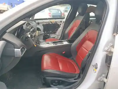 Veículo de Sucata jaguar xe (x760) 2.0 d do ano 2015 alimentado 204dtd