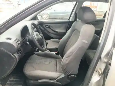 Sloopvoertuig seat toledo ii (1m2) 1.6 16v van het jaar 2004 aangedreven bcb