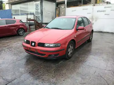 Veicolo di demolizione seat leon (1m1) 1.6 16 v dell'anno 2001 alimentato azd