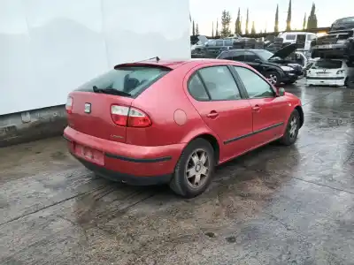 Veicolo di demolizione seat leon (1m1) 1.6 16 v dell'anno 2001 alimentato azd