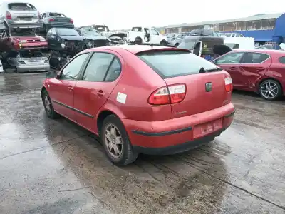 Veicolo di demolizione seat leon (1m1) 1.6 16 v dell'anno 2001 alimentato azd