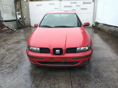 Veicolo di demolizione seat leon (1m1) 1.6 16 v dell'anno 2001 alimentato azd