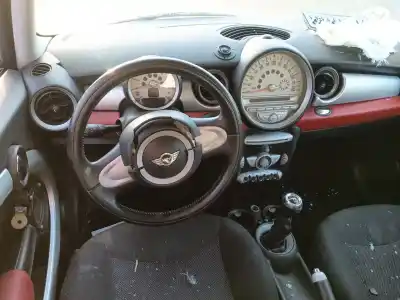 Veículo de Sucata mini mini (r56) cooper d do ano 2008 alimentado 9hz