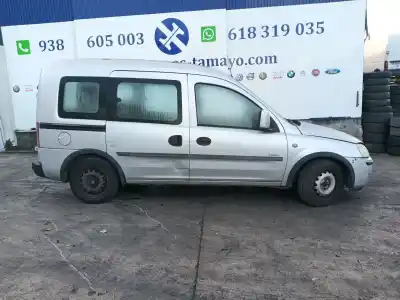 Veículo de Sucata opel combo tour 1.7 dti 16v do ano 2003 alimentado y17dt