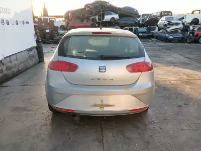 Veículo de Sucata seat leon (1p1) 1.2 tsi do ano 2011 alimentado cbz