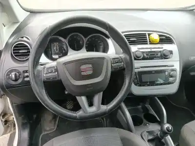 Veículo de Sucata seat altea xl (5p5, 5p8) 2.0 tdi 4x4 do ano 2010 alimentado bkd