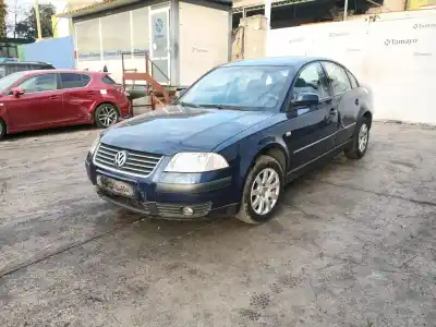 Scrapping Vehicle volkswagen passat b5.5 (3b3) 1.6 of the year 2002 powered alz