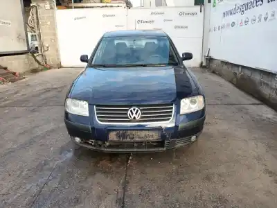 Scrapping Vehicle volkswagen passat b5.5 (3b3) 1.6 of the year 2002 powered alz