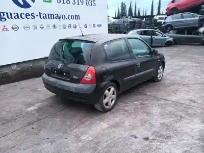 Veicolo di demolizione renault clio ii (bb_, cb_) 1.5 dci (b/cb08) dell'anno 2003 alimentato k9k702