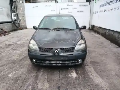 Veicolo di demolizione renault clio ii (bb_, cb_) 1.5 dci (b/cb08) dell'anno 2003 alimentato k9k702