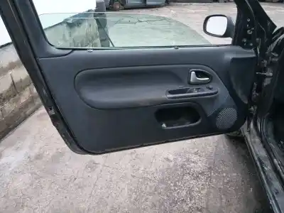 Veicolo di demolizione renault clio ii (bb_, cb_) 1.5 dci (b/cb08) dell'anno 2003 alimentato k9k702