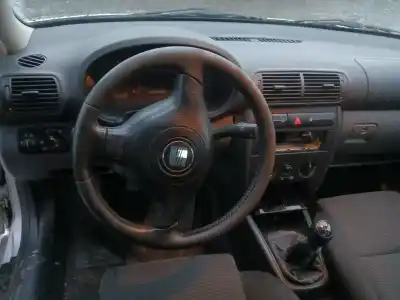 Veicolo di demolizione seat toledo ii (1m2) 1.8 20v dell'anno 2000 alimentato agn