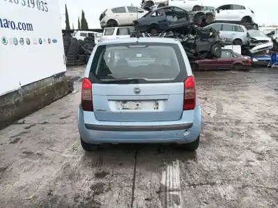 Veicolo di demolizione fiat idea (350_) 1.4 16v dell'anno 2005 alimentato 843a1000
