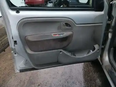 Veículo de Sucata renault kangoo (kc0/1_) 1.5 dci do ano 2006 alimentado k9k718