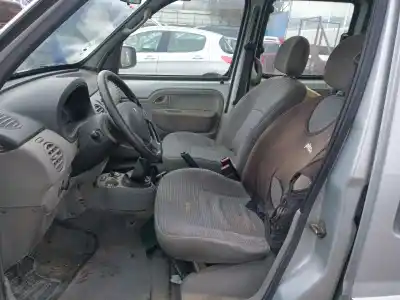 Veículo de Sucata renault kangoo (kc0/1_) 1.5 dci do ano 2006 alimentado k9k718