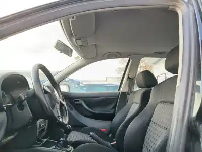 Veículo de Sucata seat leon (1m1) 1.6 16 v do ano 2002 alimentado bcb