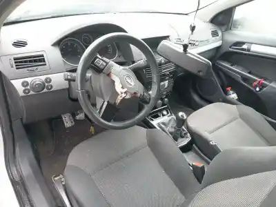 Vehicul casat opel astra h gtc (a04) 1.7 cdti (l08) al anului 2010 alimentat z17dth