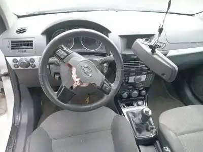 Vehicul casat opel astra h gtc (a04) 1.7 cdti (l08) al anului 2010 alimentat z17dth