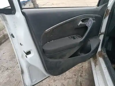 Vehicul casat volkswagen polo v (6r1, 6c1) 1.4 tdi al anului 2016 alimentat cut