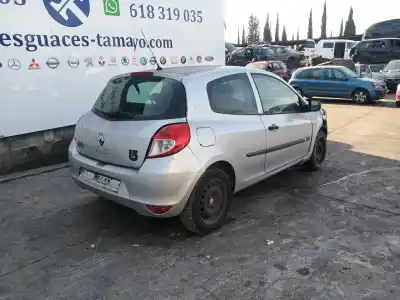 Vehicul casat renault clio iii (br0/1, cr0/1) 1.2 16v (br0p, cr0p) al anului 2010 alimentat d4f784