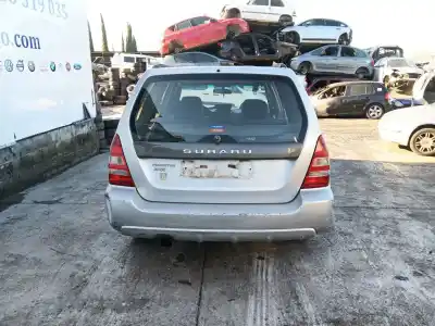 Veicolo di demolizione subaru forester (sg_) 2.0 awd (sg5) dell'anno 2004 alimentato ej20