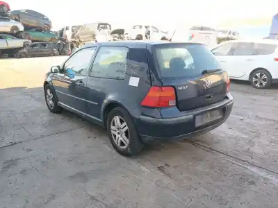 Véhicule à la ferraille volkswagen golf iv (1j1) 1.6 16v de l'année 2001 alimenté azd