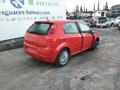 Véhicule à la ferraille fiat grande punto (199_) 1.4 16v (199bxg1b, 199axg1b) de l'année 2006 alimenté 199a6000
