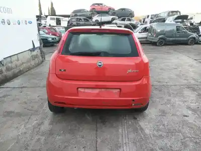 Véhicule à la ferraille fiat grande punto (199_) 1.4 16v (199bxg1b, 199axg1b) de l'année 2006 alimenté 199a6000