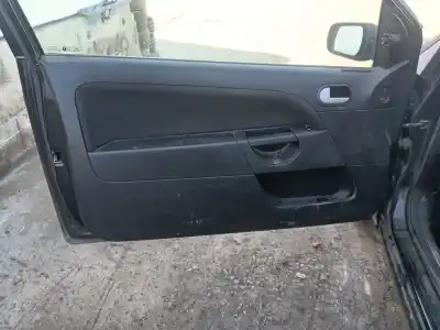 Véhicule à la ferraille ford fiesta v (jh_, jd_) 1.6 tdci de l'année 2005 alimenté hhja