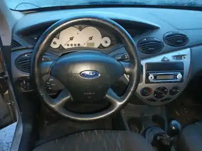 Sloopvoertuig ford focus i (daw, dbw) 1.6 16v van het jaar 2003 aangedreven fydb