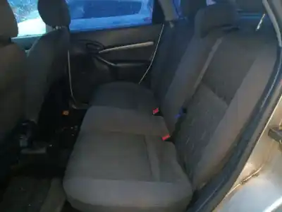 Sloopvoertuig ford focus i (daw, dbw) 1.6 16v van het jaar 2003 aangedreven fydb