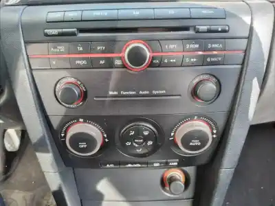 Veicolo di demolizione mazda 3 berlina (bk) 1.6 crdt active dell'anno 2006 alimentato y6