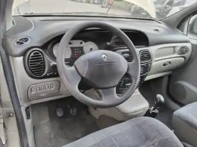 Здавання транспортного засобу renault scenic rx4 (ja0) 2.0 16v cat (f4r) року 2000 потужний f4rc7
