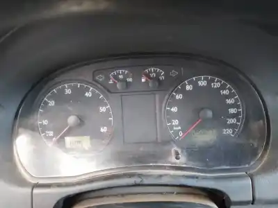 Veicolo di demolizione volkswagen polo (9n1) trendline dell'anno 2003 alimentato bby