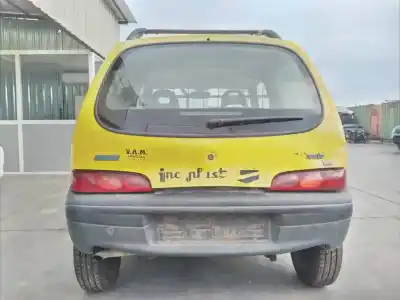 Vehicul casat fiat seicento (187) active al anului 2003 alimentat 176b2000