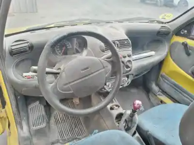 Vehicul casat fiat seicento (187) active al anului 2003 alimentat 176b2000