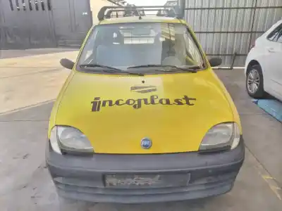 Veicolo di demolizione FIAT SEICENTO (187) Active dell'anno 2004 alimentato 176B2000