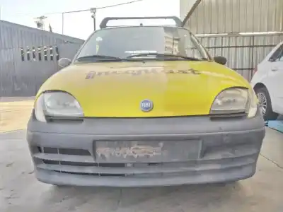 Veicolo di demolizione fiat seicento (187) active dell'anno 2004 alimentato 176b2000