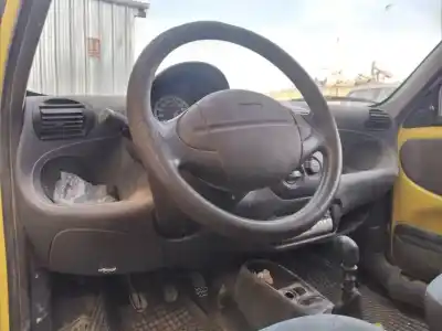 Veicolo di demolizione fiat seicento (187) active dell'anno 2004 alimentato 176b2000