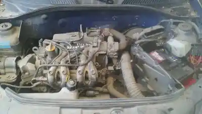 Здавання транспортного засобу renault clio ii fase ii (b/cb0) 1.2 року 2003 потужний d7f