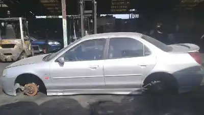 Sloopvoertuig ford mondeo berlina (gd) st200 van het jaar 1999 aangedreven 