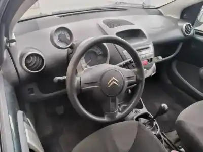 Veicolo di demolizione citroen c1 sx dell'anno 2006 alimentato 1kr