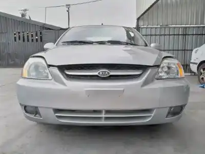 Scrapping Vehicle kia rio ls berlina of the year 2003 powered a3d