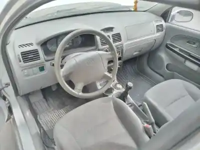 Scrapping Vehicle kia rio ls berlina of the year 2003 powered a3d