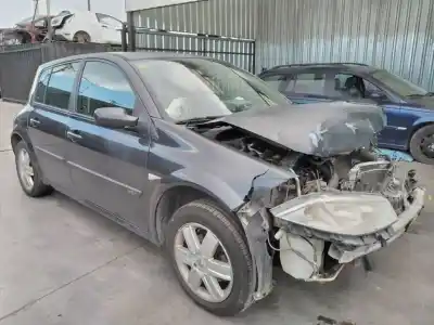 Veículo de Sucata renault megane ii berlina 5p confort expression do ano 2005 alimentado k9kd7