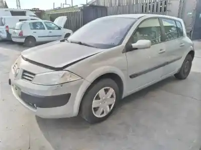 Veículo de Sucata renault megane ii berlina 5p confort authentique do ano 2003 alimentado k4mt7