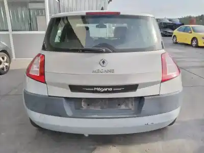 Veículo de Sucata renault megane ii berlina 5p confort authentique do ano 2003 alimentado k4mt7